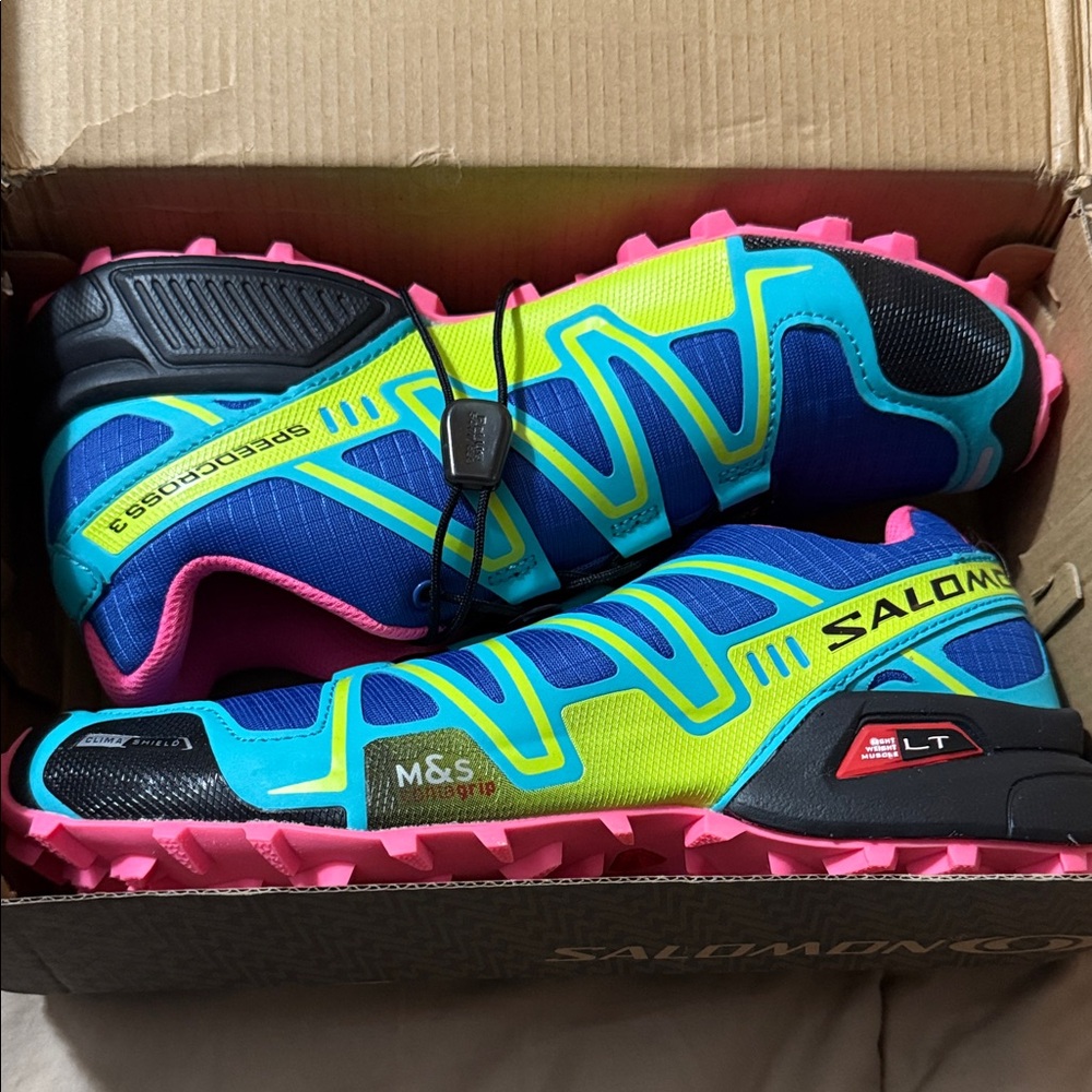 Salomon Speedcross 3 Blue and Yellow Trail Shoes size 8 Brand new